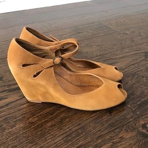 Jeffrey Campbell suede wedge